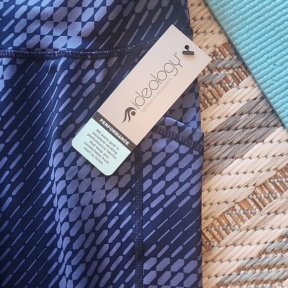 New Ideology leggings - Picture 5 of 6